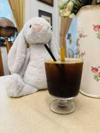 Whimsical Vibes & Vintage Finds at Khing Café