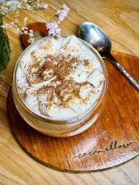 ร้าน Caramellow Café - คาเฟ่สไตล์โฮมมี่