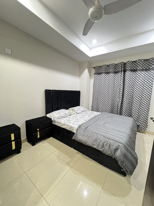 The Casa Noir Apartment | Cozy Two Bedroom Apartment | Safe & Secure