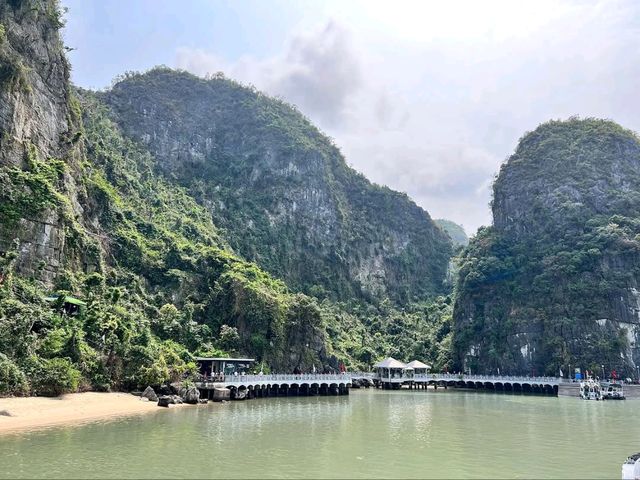 Spring Breezes, Hang Sửng Sốt Is a Whole Vibe