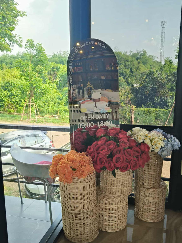 🥩เนื้อหอม Cafe & Bistro
