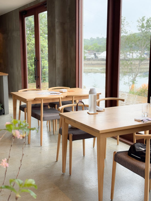 awayk 沖縄の穴場おばんざいカフェ