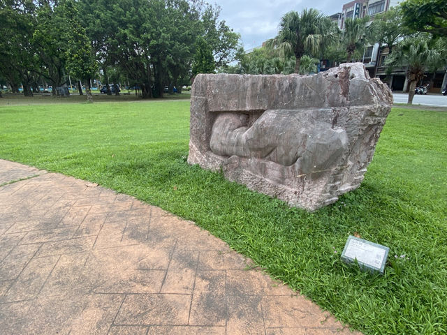 府前石雕公園 🪨  花蓮 慢慢走