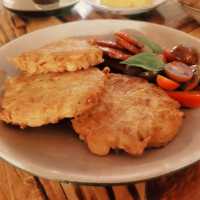 Morning Slowdown: A Breakfast Escape at The Hanoi Social Club