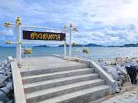 ถนนคนเดินอ่าวดงตาล สัตหีบ..แค่ปากซอย