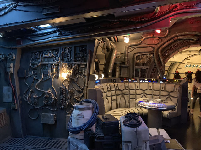 来年の映画公開が待ち遠しい🤍スターウォーズファンは絶対に行くべきスター・ウォーズ：ギャラクシーズ・エッジ😍✨✨