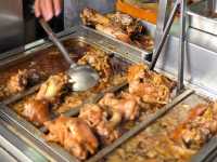 Nai Ek Roll Noodle – Chinatown’s Legendary Bowl of Comfort 