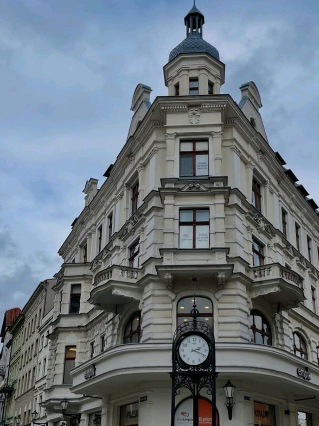 Europe 🌍 🇵🇱✨ Torun: Poland’s Hidden Treasure of History & Gingerbread ✨🍪