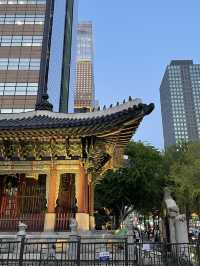 🌿 종로 한가운데서 만나는 도심 속 여유, 청계천 산책길 🏙️