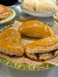 The Traditional Nostalgic “Dim Sum Trolley” Ritual Returns in GuangZhou!