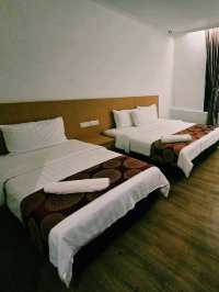 I found a comfortable 1 million hotel in Mt Austin! 