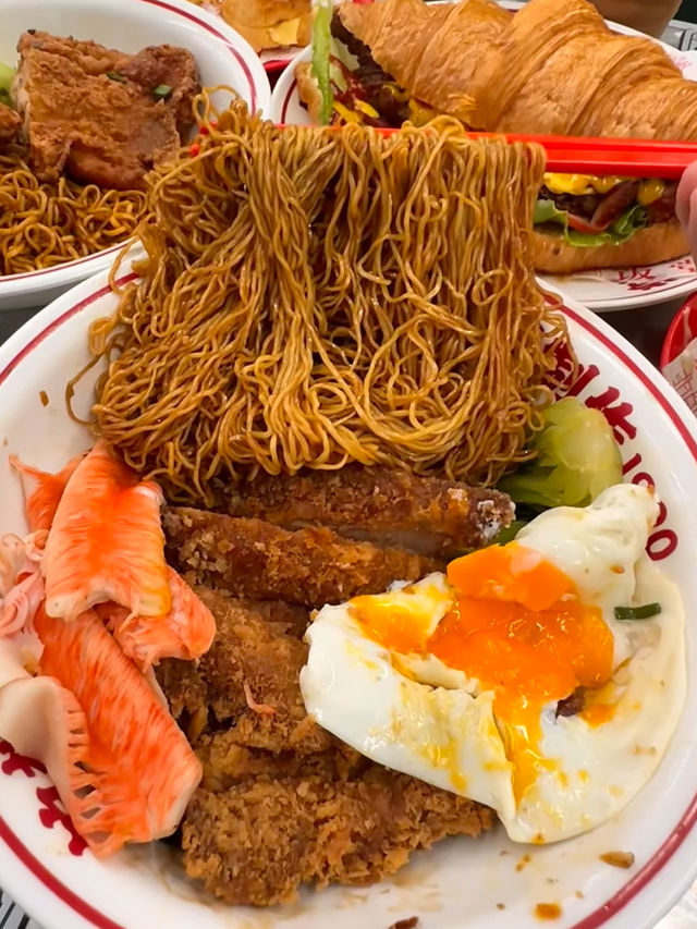 Guangzhou | Beijing Road’s King of Queues — Paidang Canteen, the Tea Restaurant 