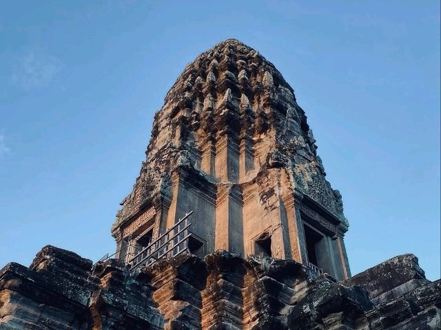 「アンコールワット」—壮大な遺跡で感じる歴史の鼓動