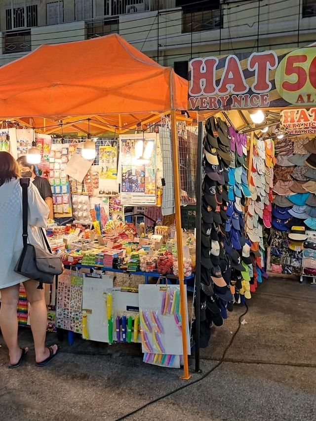 ตลาดโต้รุ่ง หัวหิน - Hua Hin Night Market 