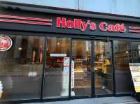 5/5 Breakfast experience at Holly Cafe 