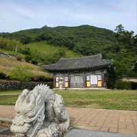 History, Nature & Zen Vibes at Pyochungsa Temple