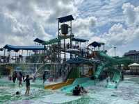 Desaru Coast Adventure Waterpark: A Splash Hit! 🌊🥳