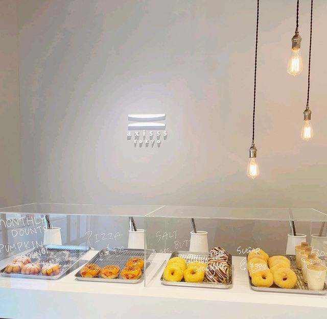 Axiss Tokyo Cafe