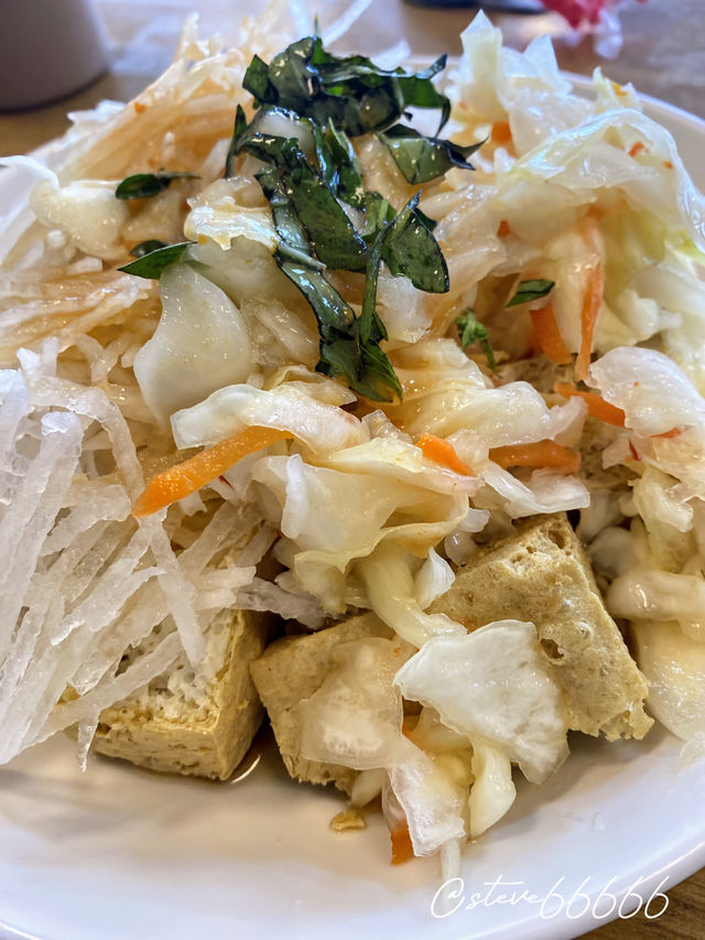在地人也推的發酵藝術｜玉里橋頭臭豆腐・礁溪店