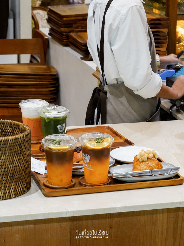 BASKET คาเฟ่ในสวนเขียวขจีย่านหทัยราษฎร์ 