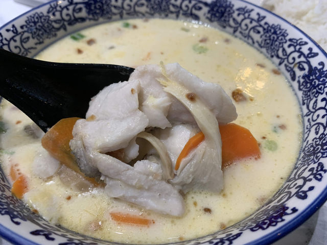 🧀 A Cheesy Twist on Fish Soup at IKAR 一家特式鱼头米 @ Eco Botanic