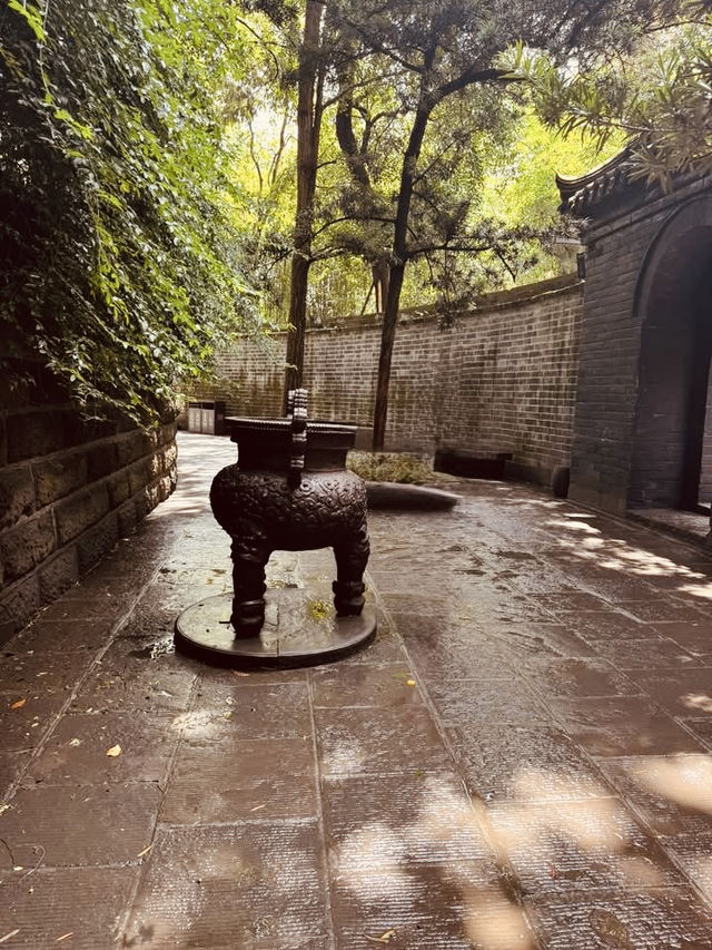 "Wuhou Shrine: Where Ancient Strategy Comes Alive in Chengdu"