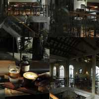 Tan.danang – คาเฟ่ Industrial Rustic โดดเด่น