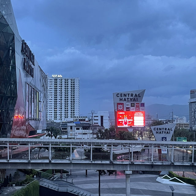 🍜🛍️ Hatyai – Food Heaven & Shopping Paradise!