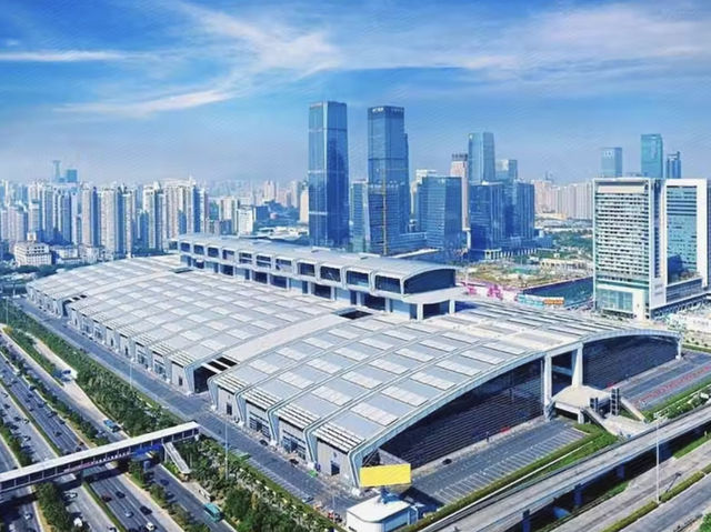 深圳麗斯卡爾頓酒店 五星級保証