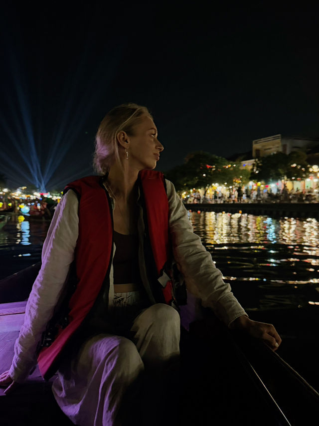 🏮 Hoi An — The Town Where Wishes Come True 🌟