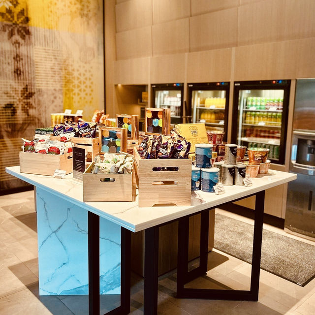 Mallside Comfort: Relax & Recharge at Hyatt Place JB Paradigm Mall