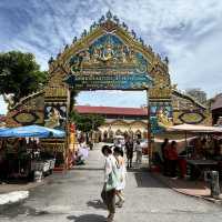 Solo Traveler's Guide to Wat Chayamangkalaram: Penang's Reclining Buddha Temple** 🏯✨