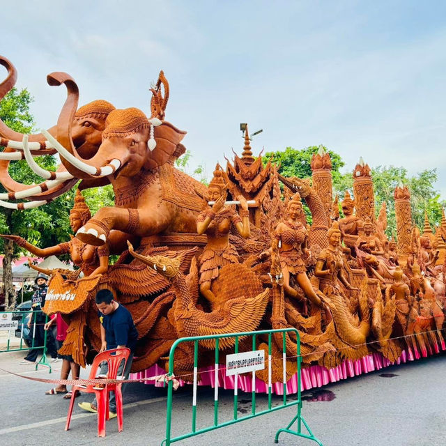 งานแห่เทียนโคราช ศาสตร์ศิลป์ถิ่นย่าโม ประจำปี 2568