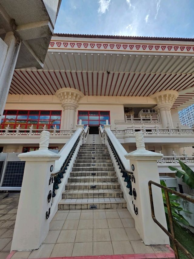 Honoring a Legacy : The Venerable Hong Choon Memorial Hall