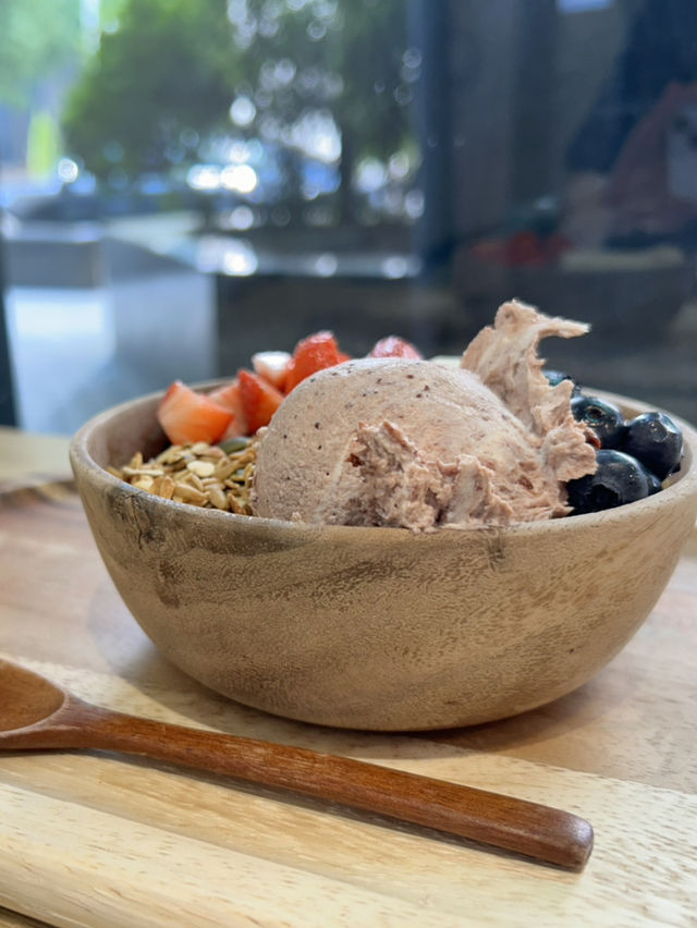 【韓国・江南】朝ごはんにもぴったりなギリシャヨーグルトカフェ🍓✨