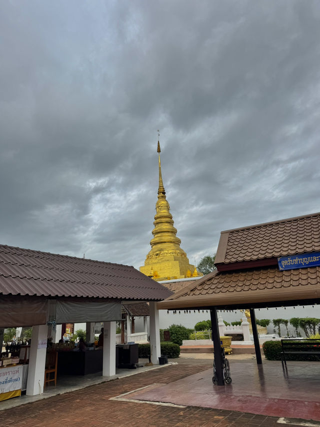 วัดพระธาตุแช่แห้ง จ.น่าน