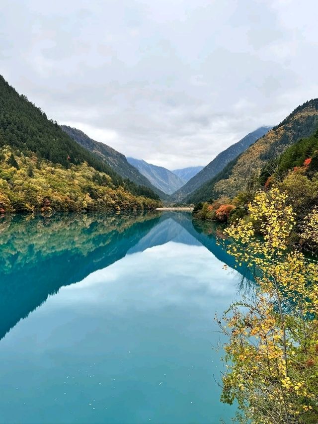 Chillin by Rhinoceros Lake in Sichuan: Blue Water Goals