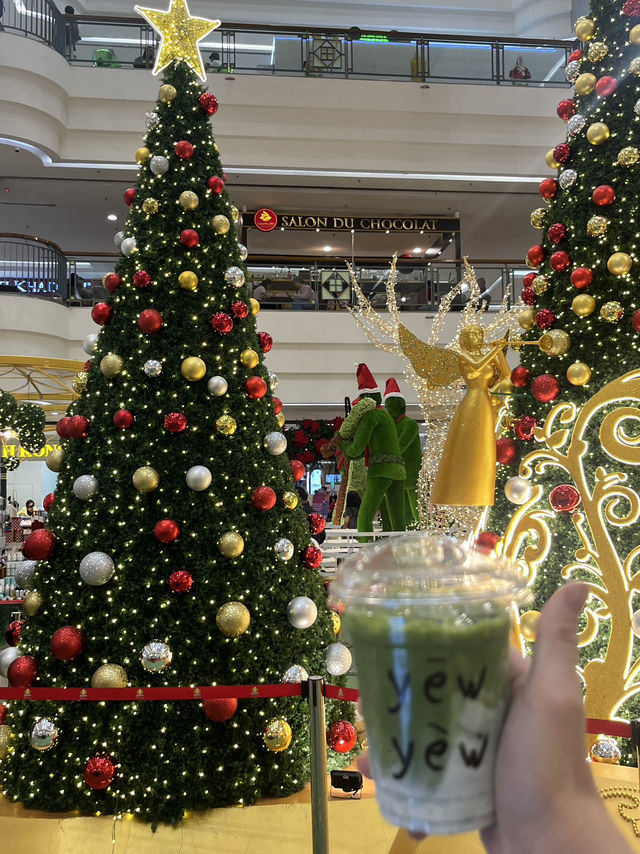 🎄🛍 One Utama Christmas Wonderland – Festive Feels & Snowflakes