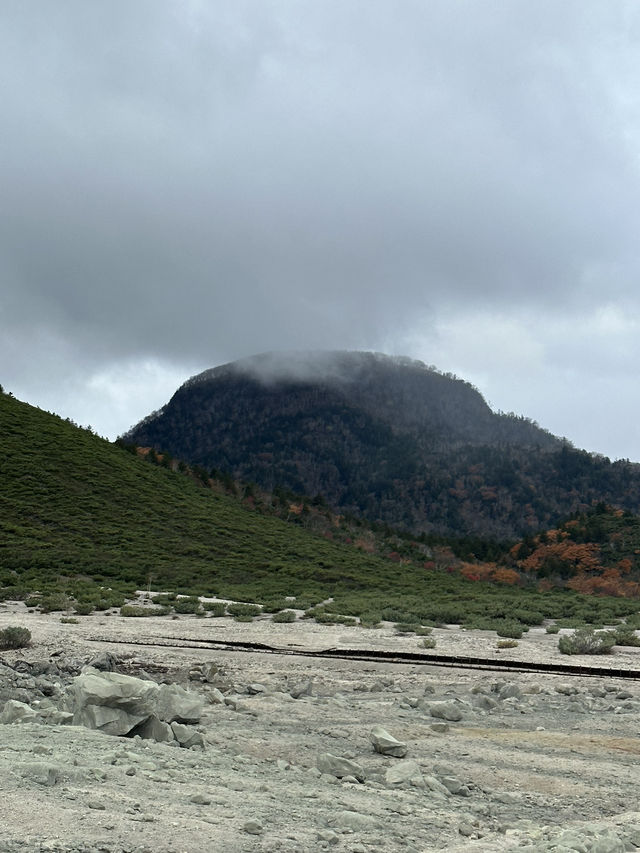 🌋 像走進地球內部|北海道・硫磺山地熱谷體驗 🌋 像走進地球內部|北海道・硫磺山地熱谷體驗