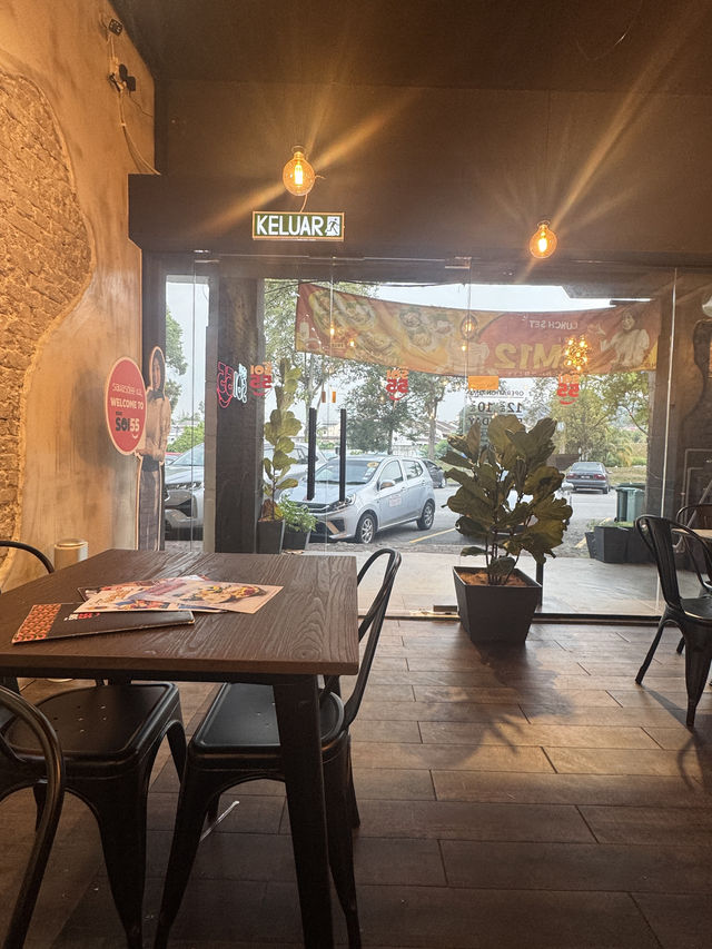 SOI 55 Thai Restaurant: A Halal Option in Kajang Prima