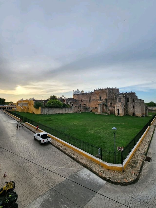Golden Walls and Peaceful Vibes in Izamal