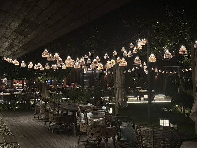 Wok Wok ร้านอาหารไทยในโรงแรมหรู Wok Wok ร้านอาหารไทยในโรงแรมหรู