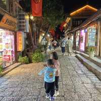 Lijiang Nighttime Charm