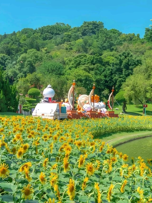 Yuntai Garden: Guangzhou's Floral Symphony in the White Cloud Mountains