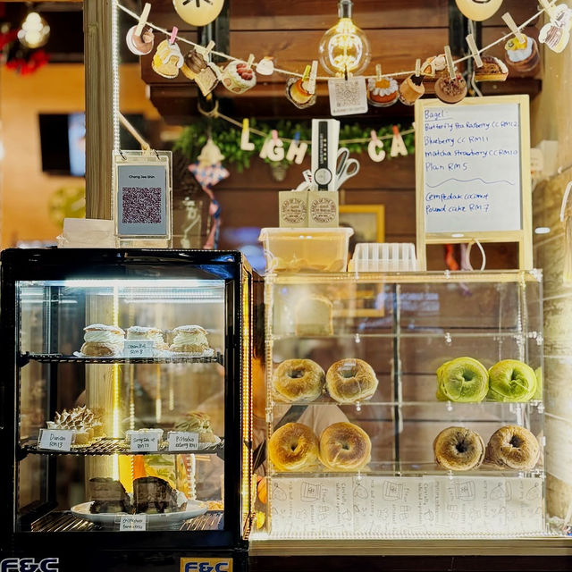 Light Cafe in Kota Kinabalu