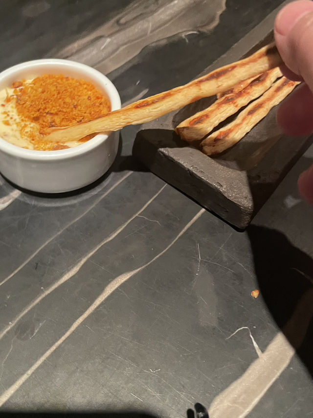altTitle