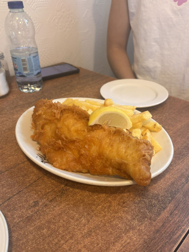 英國海邊小鎮Whitby chill遊全攻略🏖️  