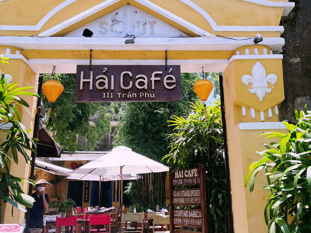 Hoi An: Yellow Walls Mood✨💛 Hoi An: Yellow Walls Mood✨💛