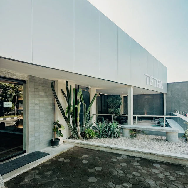 Angles of Calm & Notes of Clarity Angles of Calm & Notes of Clarity