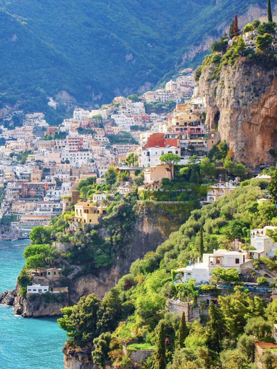 アマルフィ海岸 (Amalfi Coast, イタリア): 世界で最も美しい海岸
